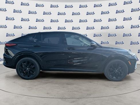 Used 2025 Buick Envista Sport Touring FWD image 2
