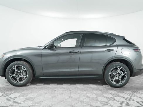 New 2025 Alfa Romeo Stelvio Sprint AWD/4WD image 4