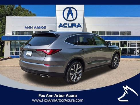 Certified 2023 Acura MDX SH-AWD w/ Technology Package image 5