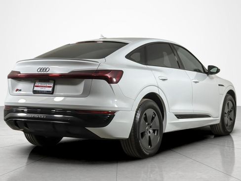 Used 2024 Audi Q8 e-tron Premium AWD/4WD image 5