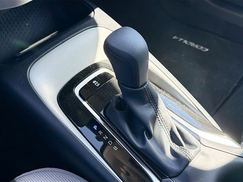 Used 2026 Toyota Corolla LE image 26