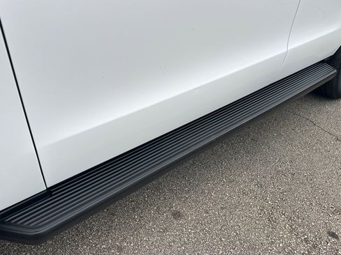 Used 2024 Ford Expedition Limited image 6