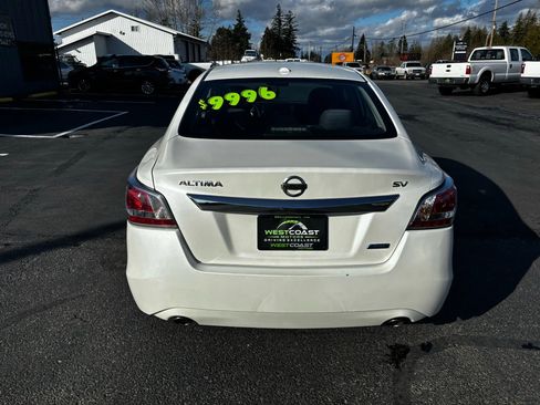Used 2014 Nissan Altima 2.5 SV image 6
