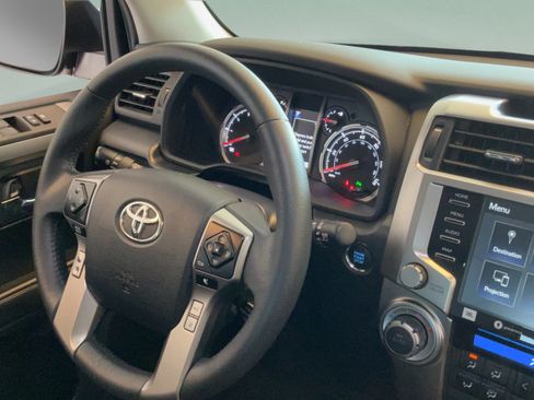 Used 2022 Toyota 4Runner Limited AWD/4WD image 48