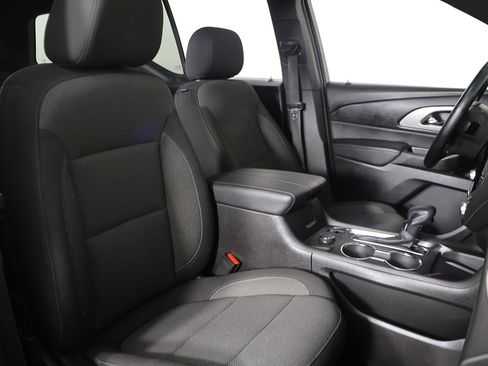Used 2023 Chevrolet Traverse LT AWD/4WD image 30