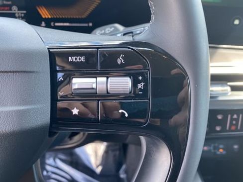 New 2026 Kia Sorento LX FWD image 31