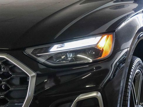 Used 2024 Audi Q5 e Premium AWD/4WD image 7