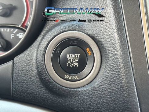 Used 2015 Dodge Journey Crossroad w/ Flexible Seating Group FWD image 25