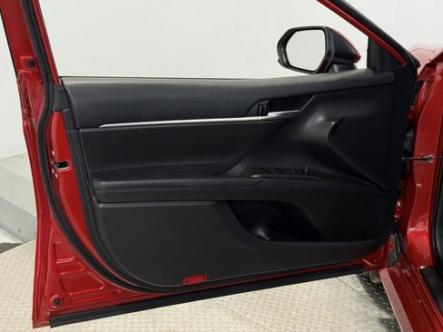 Used 2023 Toyota Camry LE image 14