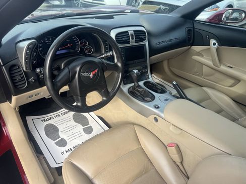 Used 2005 Chevrolet Corvette Convertible w/ Preferred Equipment Group image 13