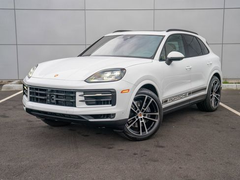 Certified 2026 Porsche Cayenne image 1