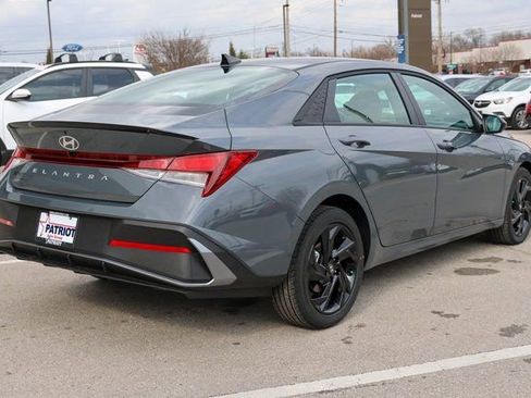 New 2026 Hyundai Elantra Sport image 3