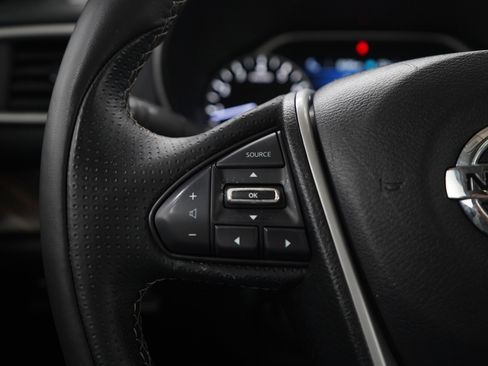 Used 2017 Nissan Maxima Platinum image 25