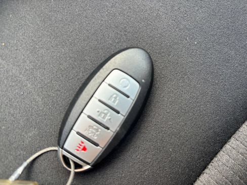 Used 2025 Nissan Altima 2.5 SV FWD image 23