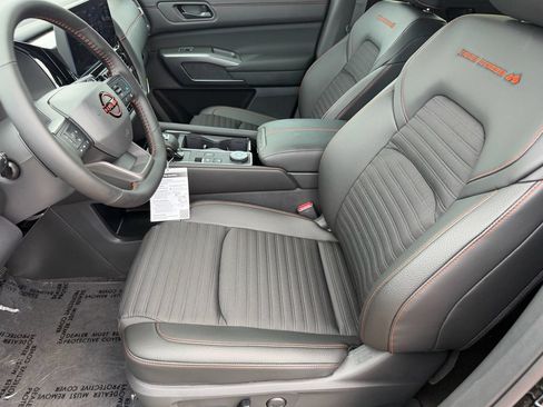 New 2026 Nissan Pathfinder Rock Creek AWD/4WD image 18