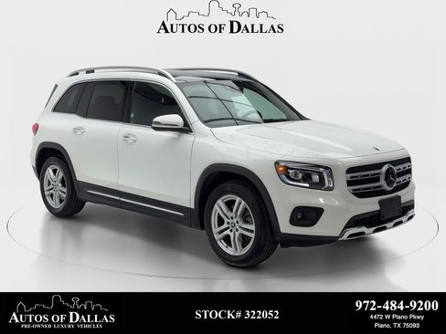 Used 2023 Mercedes-Benz GLB 250 4MATIC w/ Premium Package image 1