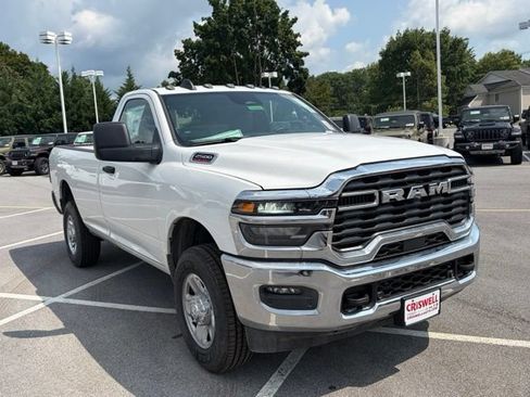 New 2026 RAM 2500 Tradesman w/ Chrome Appearance Group AWD/4WD image 8