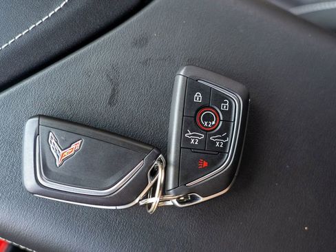 Used 2024 Chevrolet Corvette Stingray Preferred Cpe w/ Z51 Performance Package RWD image 30