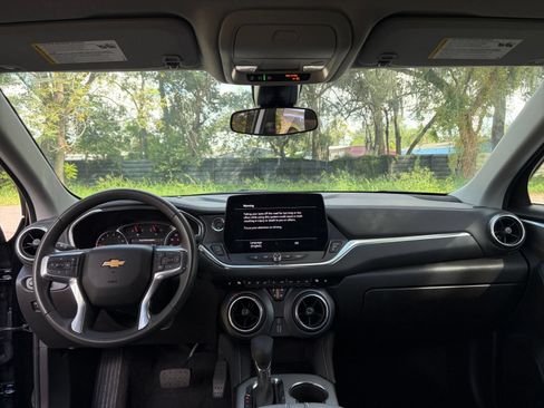 Used 2026 Chevrolet Blazer LT FWD image 33