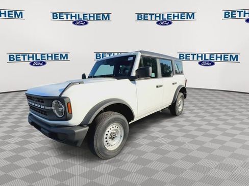 New 2025 Ford Bronco 4-Door image 4