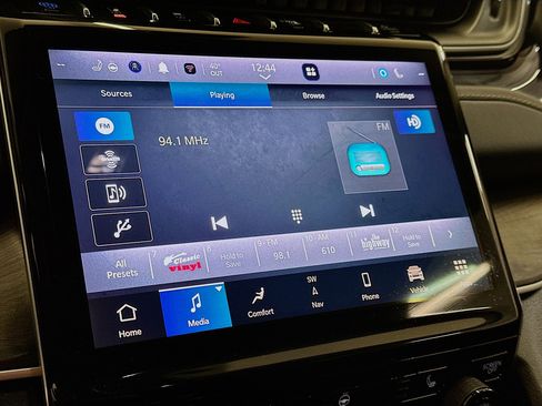 Used 2023 Jeep Grand Cherokee 4WD 4xe image 21