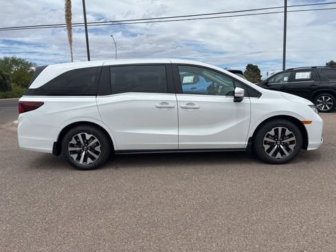 New 2026 Honda Odyssey EX-L image 6