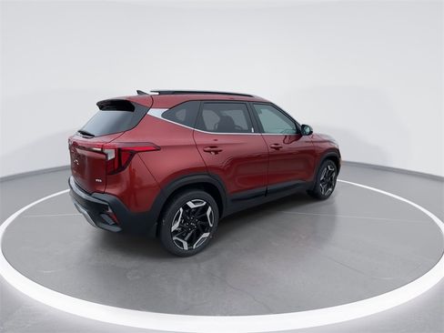 Used 2026 Kia Seltos SX image 8
