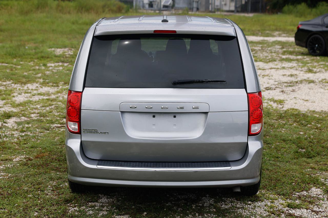 Used 2017 Dodge Grand Caravan SE w/ Power Window Group FWD image 9
