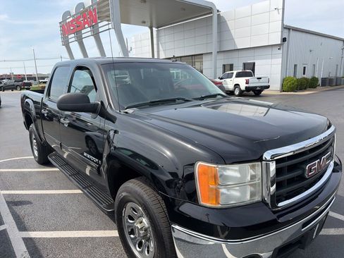 Used 2009 GMC Sierra 1500 SL image 2