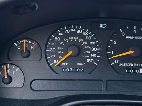 Used 1998 Ford Mustang GT RWD image 34
