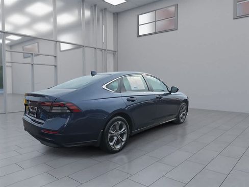 Used 2024 Honda Accord EX image 9