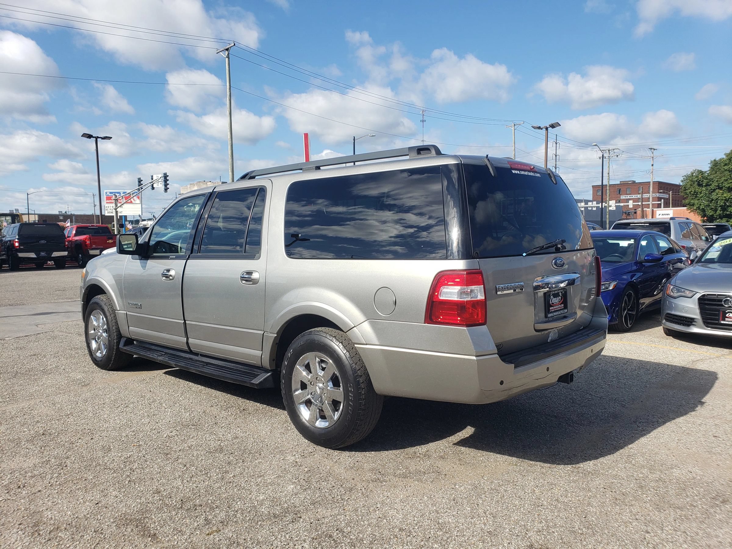 Used 2008 Ford Expedition EL XLT AWD/4WD image 8
