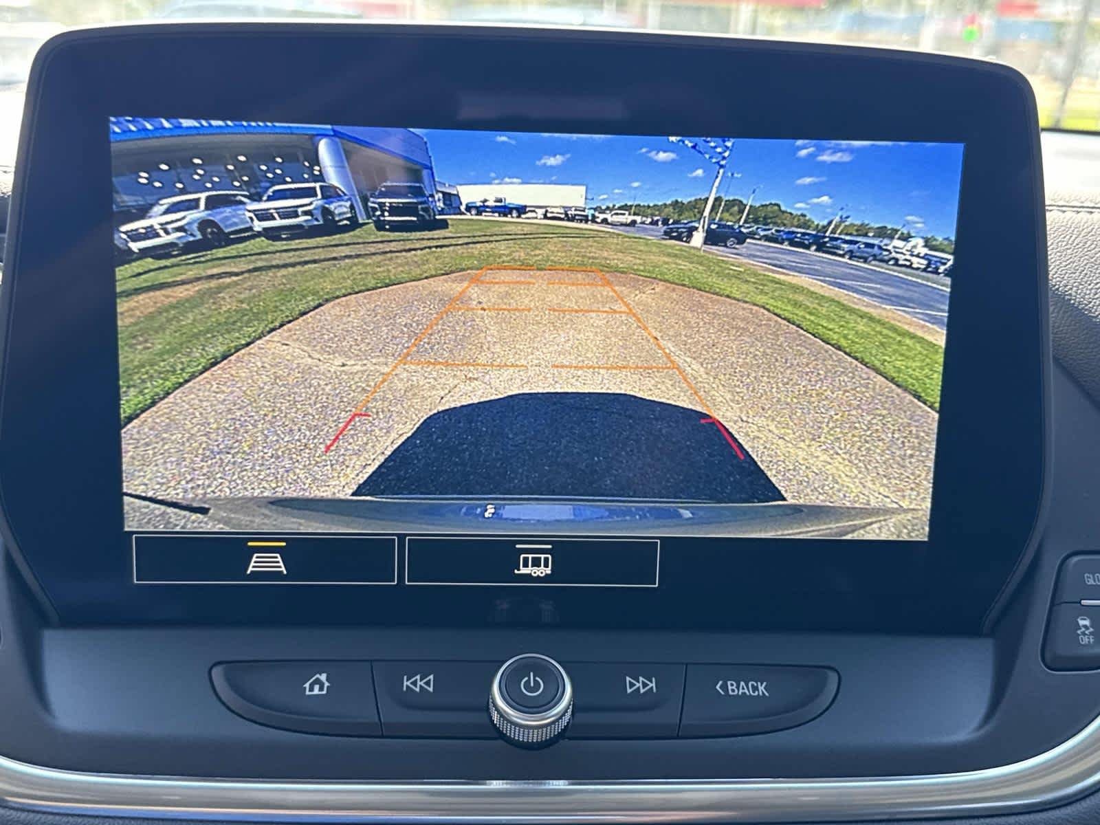 New 2026 Chevrolet Blazer LT w/ Convenience Package FWD image 17