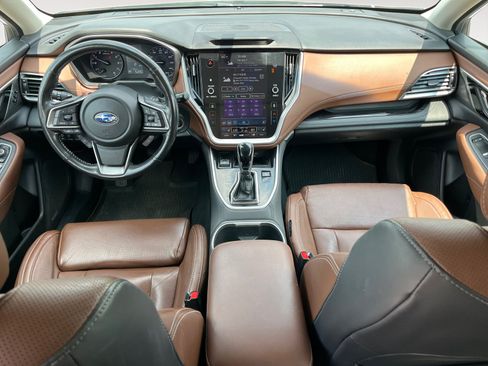 Used 2020 Subaru Outback Touring XT AWD/4WD image 4