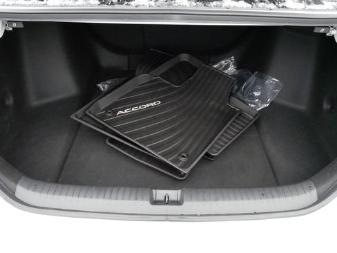 Certified 2025 Honda Accord EX-L image 18