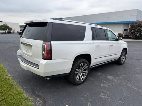 Used 2018 GMC Yukon XL Denali w/ Denali Ultimate Package AWD/4WD image 7