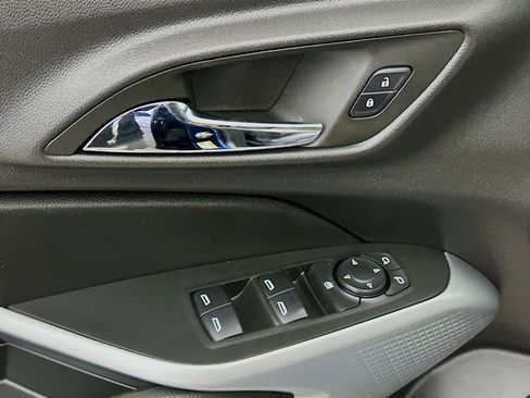 Used 2024 Chevrolet Trax LS w/ Driver Confidence Package image 15