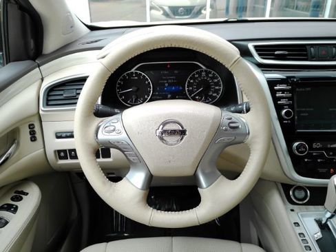 Used 2018 Nissan Murano SL w/ Moonroof Package AWD/4WD image 32