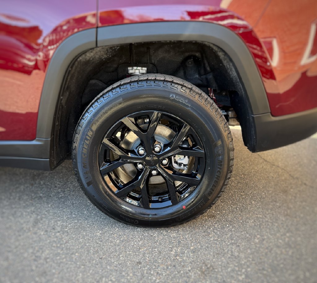 New 2026 Jeep Grand Cherokee Altitude AWD/4WD image 16