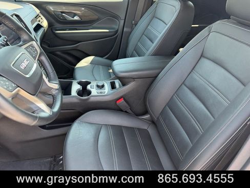 Used 2023 GMC Terrain Denali w/ Denali Premium Package AWD/4WD image 10
