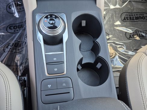 Used 2020 Ford Escape SEL FWD image 26