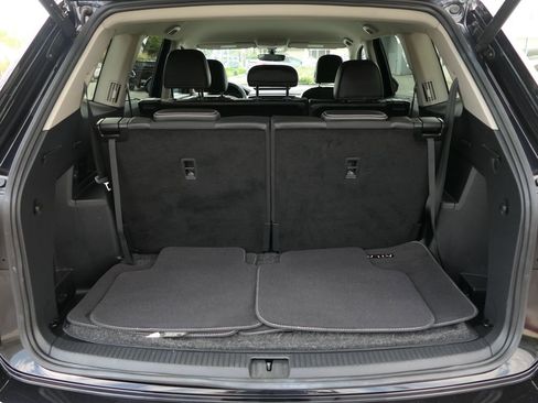 Used 2023 Volkswagen Atlas SE AWD/4WD image 24