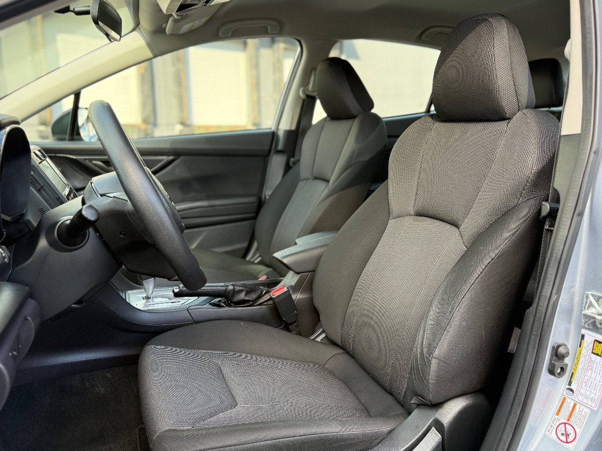 Used 2018 Subaru Impreza 2.0i AWD/4WD image 12