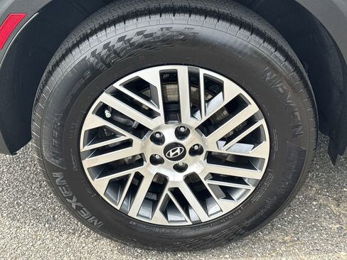 Used 2026 Hyundai Palisade SEL image 17