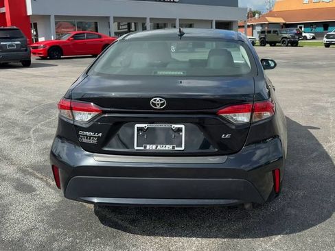 Used 2022 Toyota Corolla LE FWD image 6