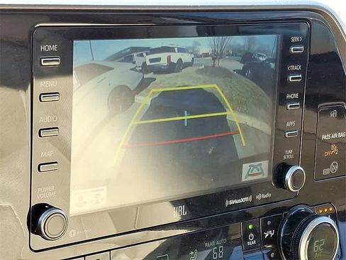 Used 2021 Toyota Highlander Limited image 20