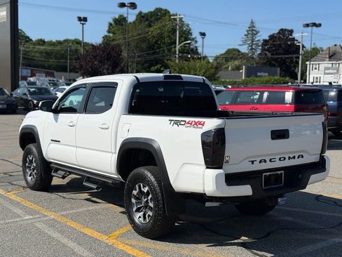 Used 2023 Toyota Tacoma TRD Off-Road AWD/4WD image 3