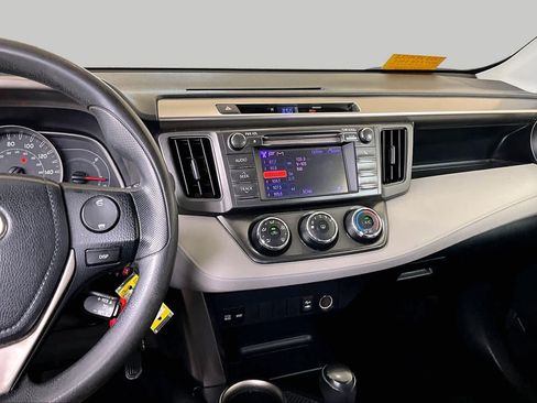 Used 2013 Toyota RAV4 LE FWD image 6