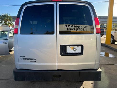 Used 2012 Chevrolet Express 3500 LS image 5