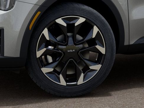 New 2026 Kia Sorento EX AWD/4WD image 9